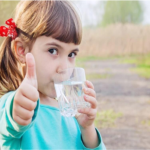 Tips to keep kids hydrated this summer!
